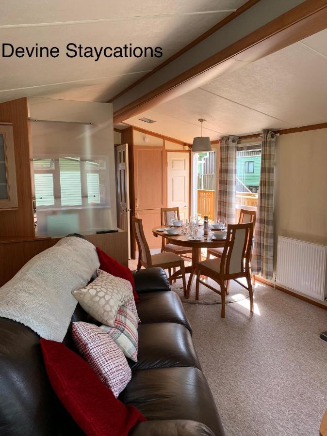Devine Staycations At 38 Riverside Hawick Exterior foto